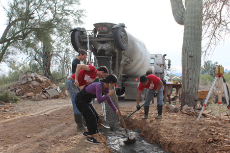 students at taliesen west in arizona